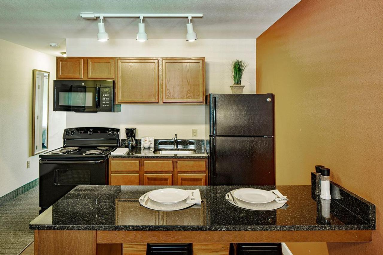 Affordable Suites Мурсвилл Экстерьер фото